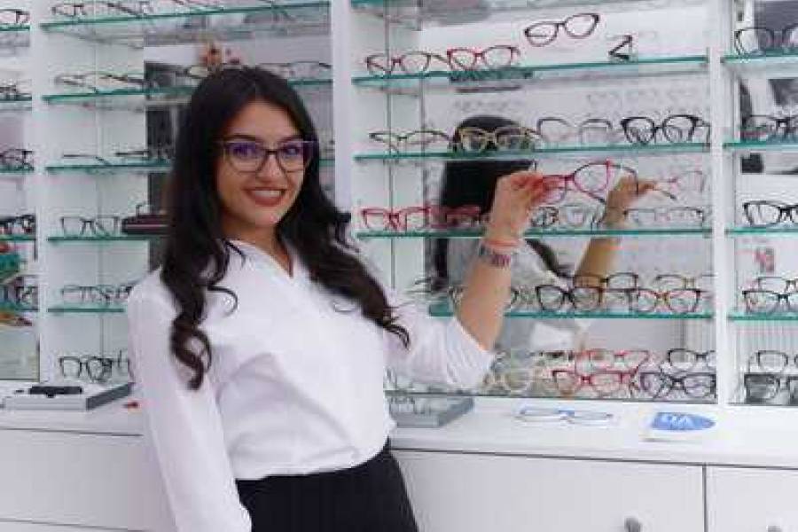 Aké dioptrické okuliare (okuliarové rámy a šošovky) si vybrať?